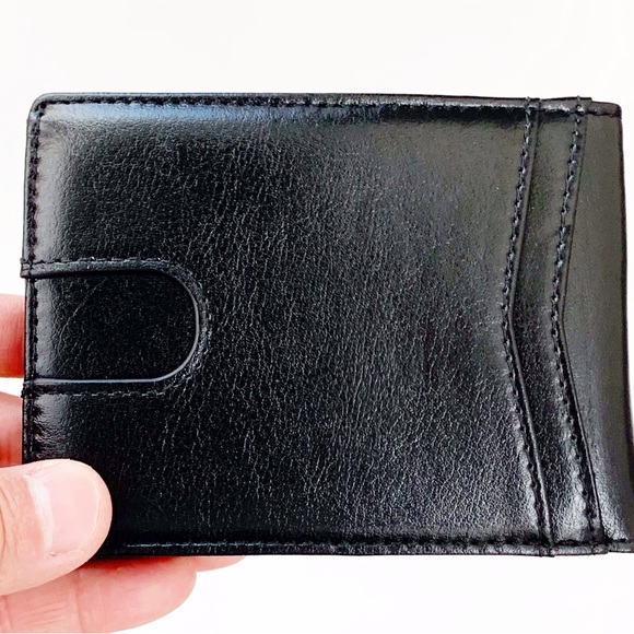 mobi.D (mobile digital) Smart AirTag Classic Leather Wallet - Picture 5 of 12